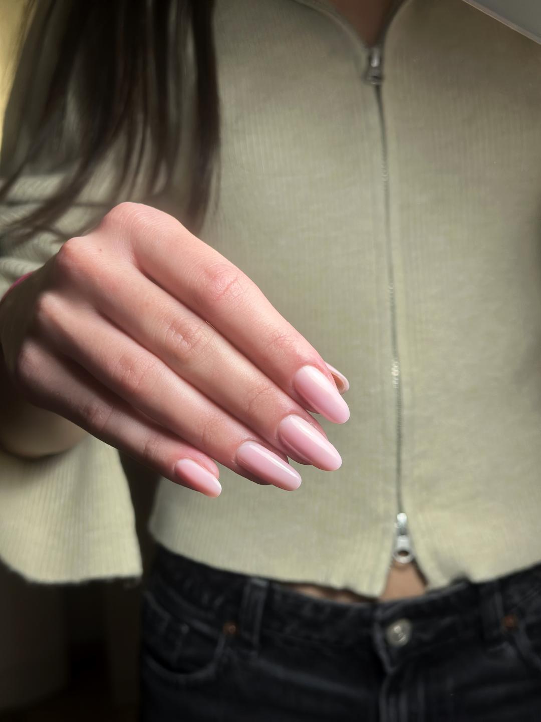 Manikir + gel lak - M dužina - Lui beauty concept, Beograd Manikir Nokti Manikir, Beograd, Banovo brdo