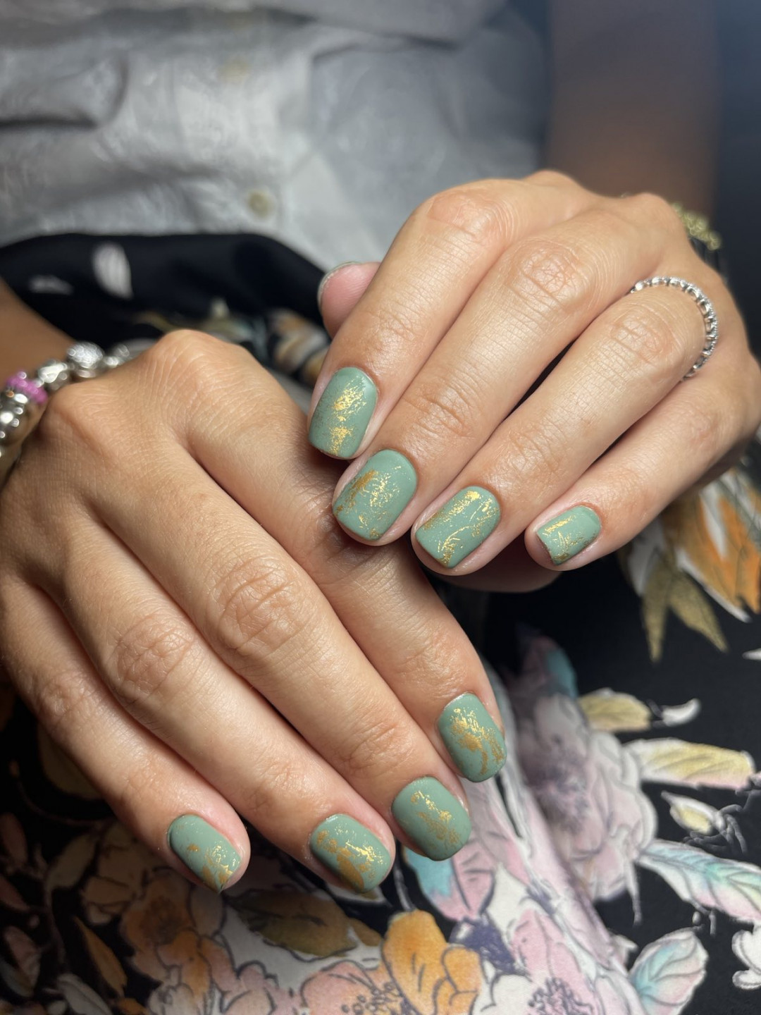 Beauty Spa & Resort #beograd Manikir Aparaturni manikir + Opi gel lak