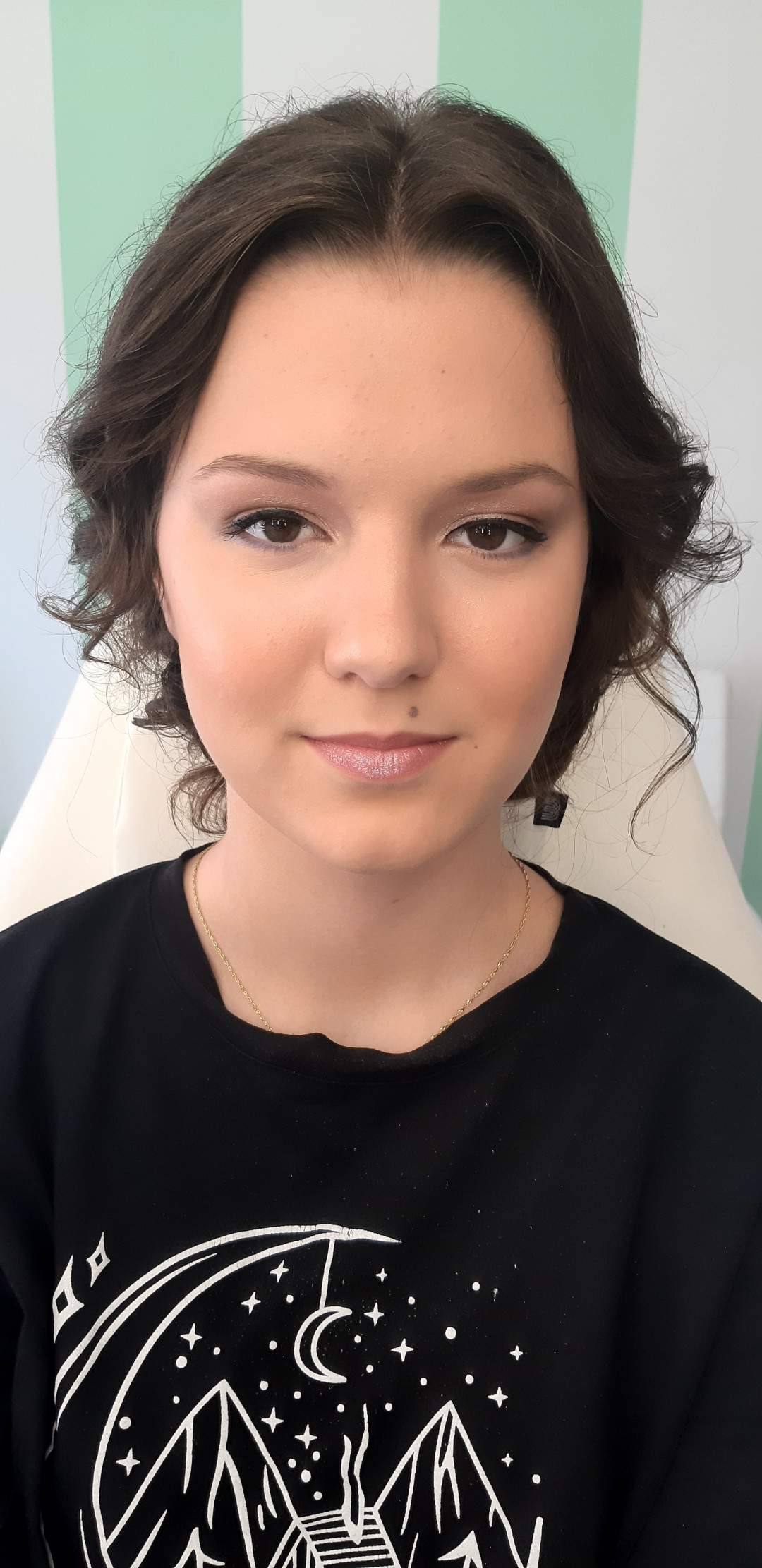 Profesionalno šminkanje - mala matura / dnevna šminka - Albina Unisex Studio Lepote, Temerin Make-up / šminkanje Lice Make-up / šminkanje, Temerin, Centar