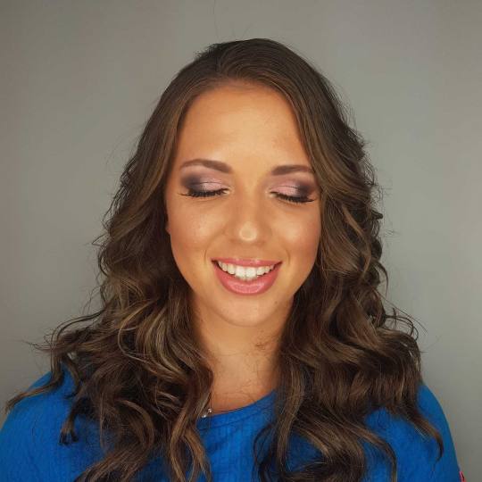 Cut 'n' Go #novisad Make-up / šminkanje Profesionalno šminkanje + 3D mink trepavice