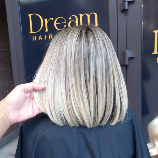 Dream Hair Studio #beograd Feniranje i stilizovanje Feniranje na ravno - kosa srednje dužine