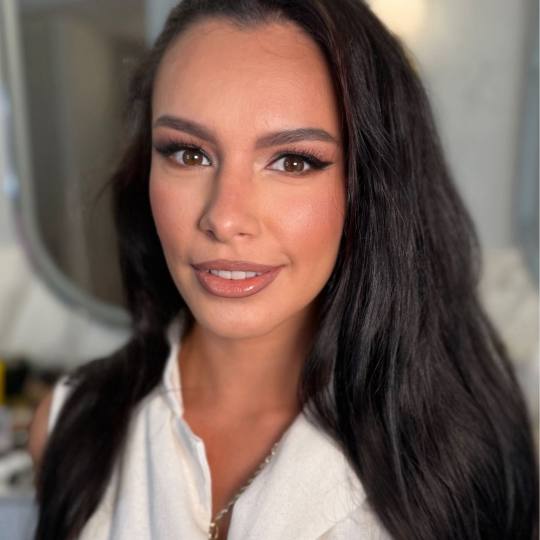 Ivana Vit #beograd Make-up / šminkanje Profesionalno šminkanje - glam šminka Eyeliner koji pravi 