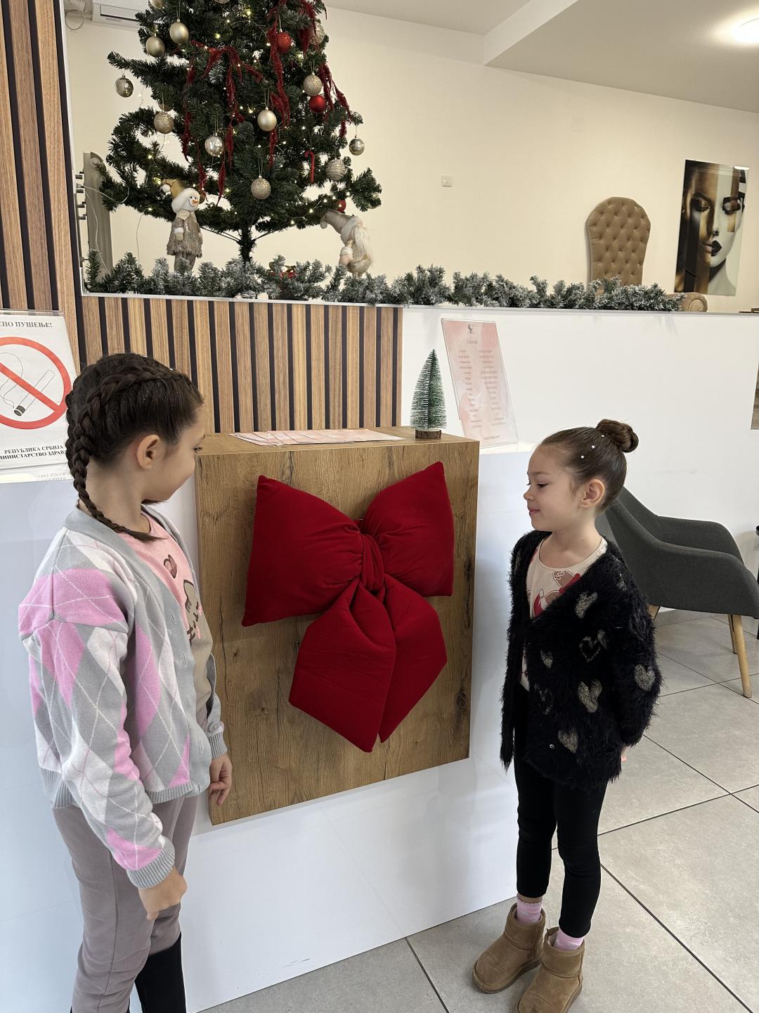 Kikice - više komada - Studio Eleven Ladies&Gentlemen, Beograd Dečije šišanje Frizerski saloni Dečije šišanje, Beograd, Zvezdara