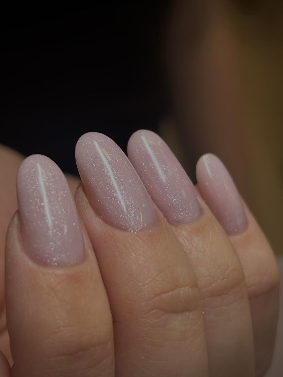 Ruski manikir + ojačavanje noktiju - Liberty beauty studio, Beograd Ojačavanje noktiju Nokti Ojačavanje noktiju, Beograd, Novi Beograd Ušće, Sava Centar