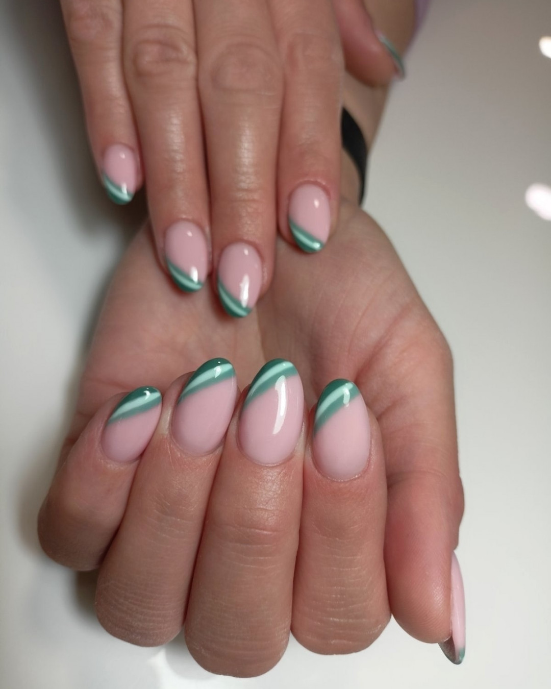 Nail office - TC BIG Rakovica #beograd Izlivanje noktiju Izlivanje noktiju gelom + french - S dužina