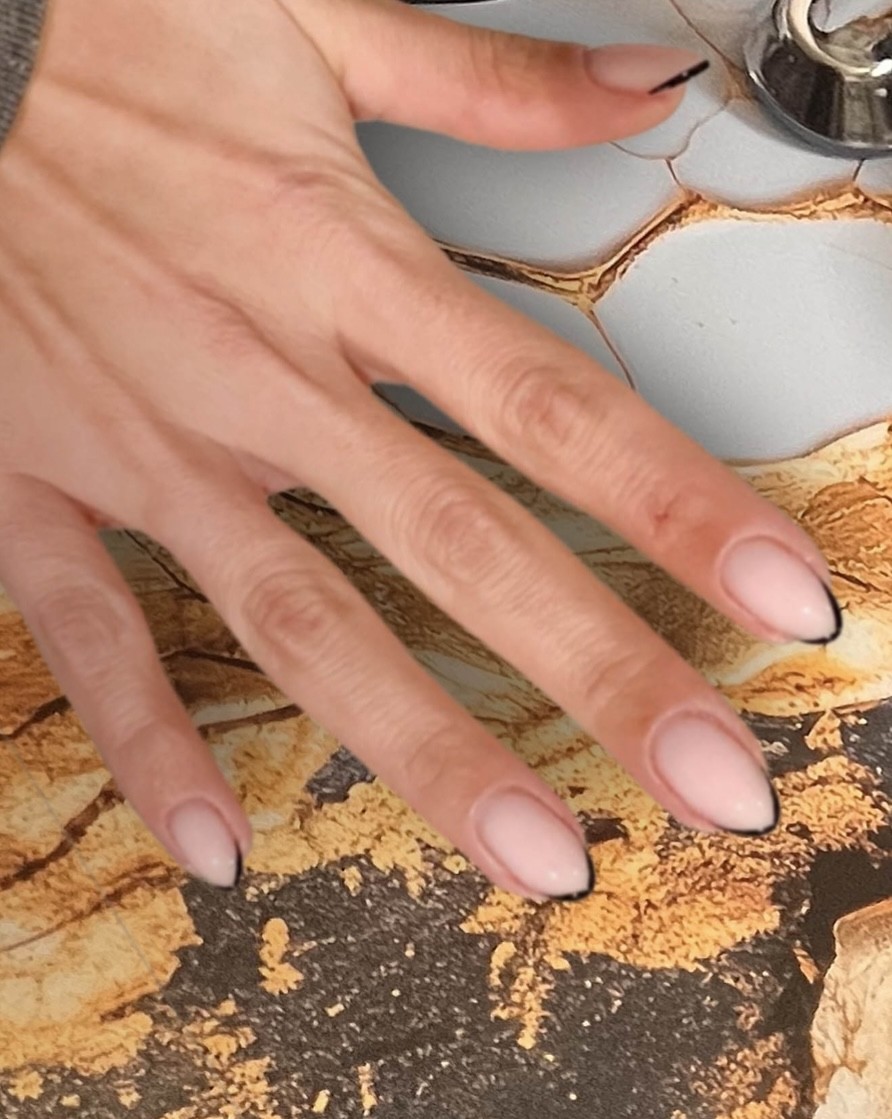 Gel lak - S dužina - Nikita studio, Beograd Gel lak Nokti Gel lak, Beograd, Vračar, Čubura, Crveni krst