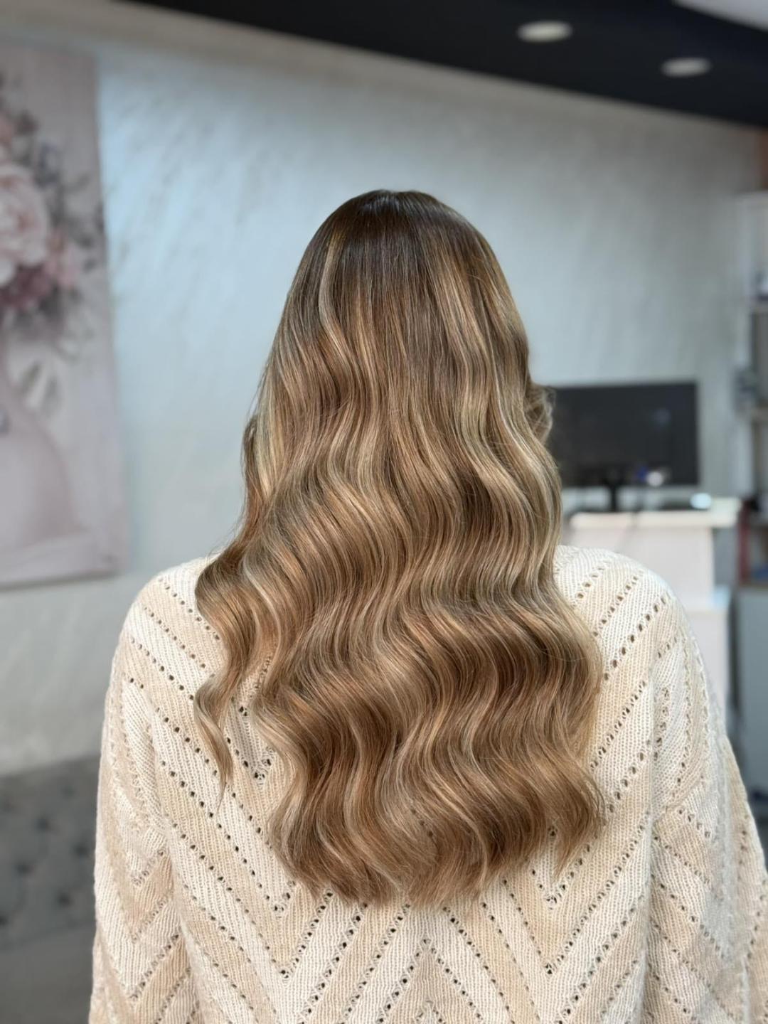 Exclusive Beauty Box #beograd Pramenovi Pramenovi na foliju + feniranje duge kose doplata