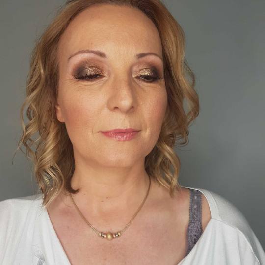 Cut 'n' Go #novisad Make-up / šminkanje Profesionalno šminkanje + 3D mink trepavice