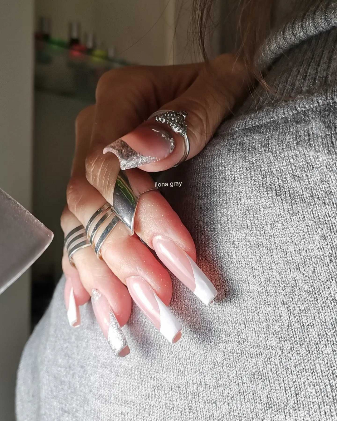 Ilona Gray #beograd Izlivanje noktiju Izlivanje noktiju gelom - M dužina