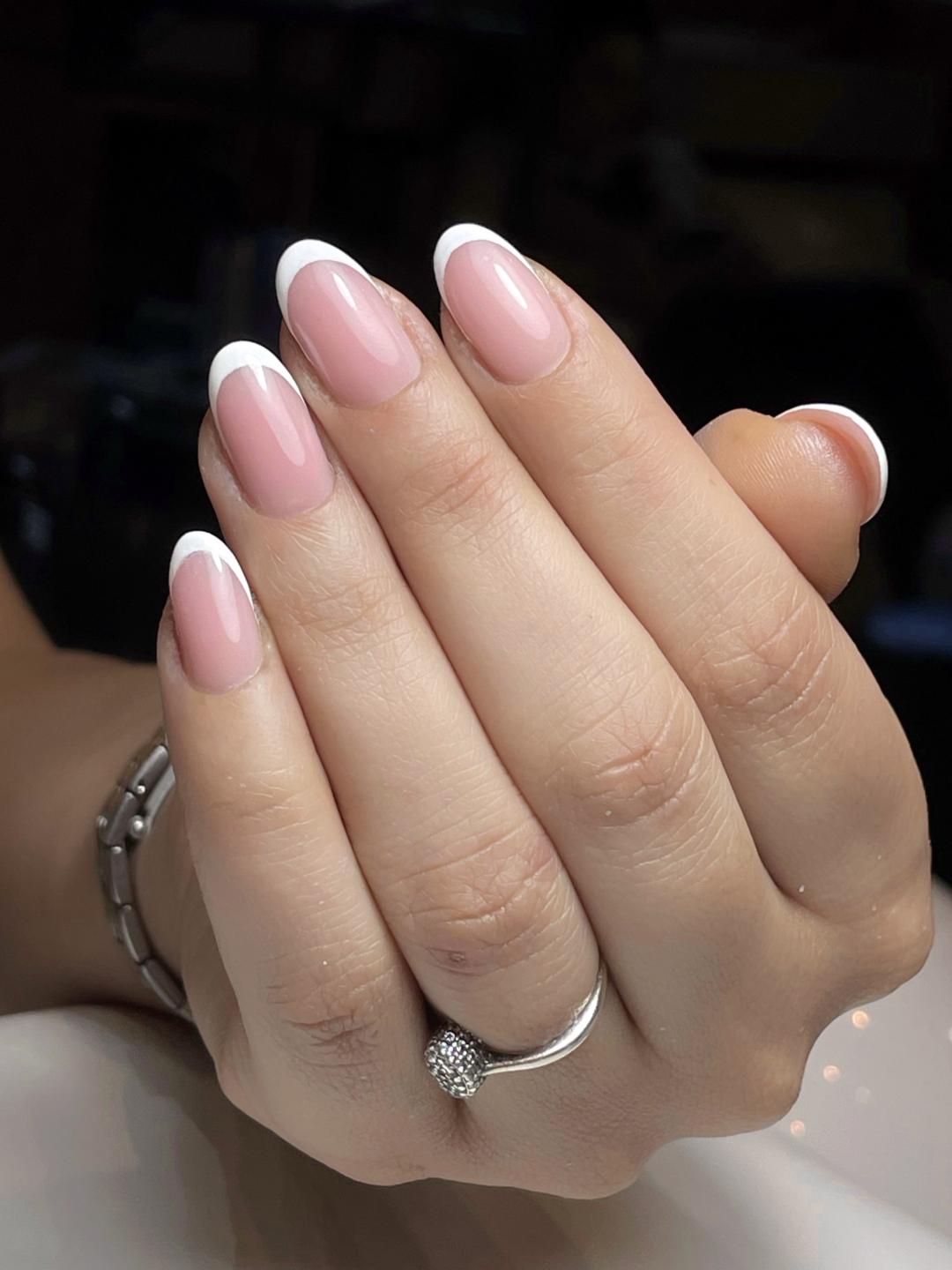 Korekcija noktiju gelom - Nails Studio, Beograd Korekcija noktiju Nokti Korekcija noktiju, Beograd, Banovo brdo