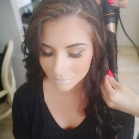Bibi beauty centar #beograd Make-up / šminkanje Profesionalno šminkanje + svečana frizura - za ma