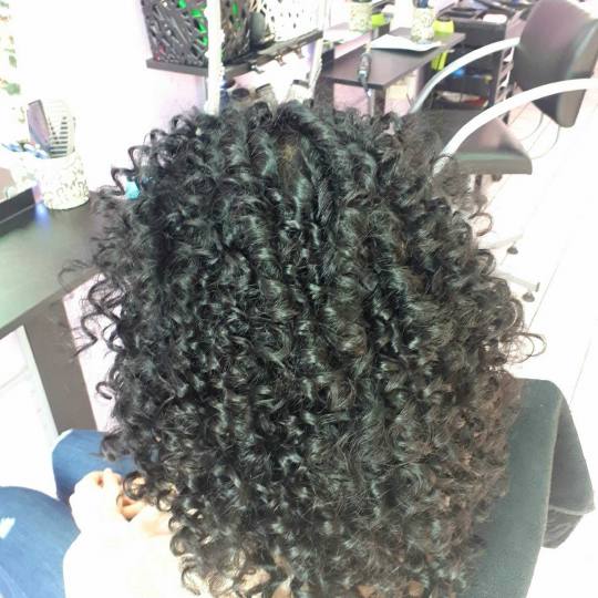 Jovana + #beograd Uvijanje, lokne i talasi Afro lokne - duga kosa