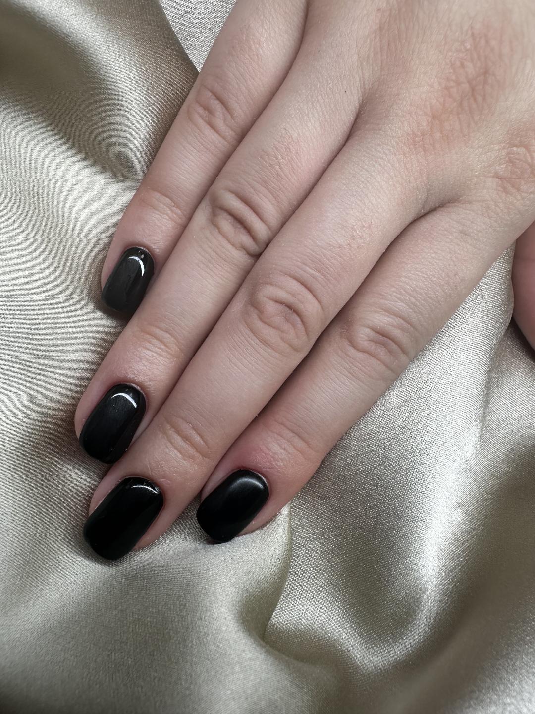 Manikir + gel lak - TT beauty atelier, Beograd Manikir Nokti Manikir, Beograd, Slavija, Autokomanda, Neimar