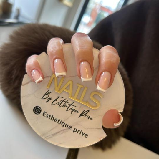 Esthetique Privé #beograd Izlivanje noktiju Izlivanje noktiju gelom - L dužina