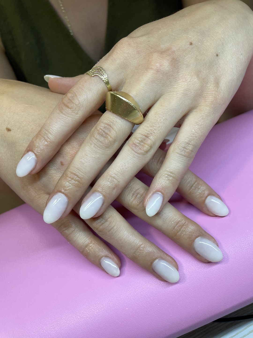 Beauty room Zvezdara #beograd Korekcija noktiju Korekcija noktiju