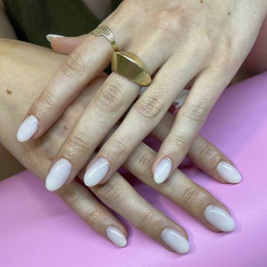 Beauty room Zvezdara #beograd Korekcija noktiju Korekcija noktiju