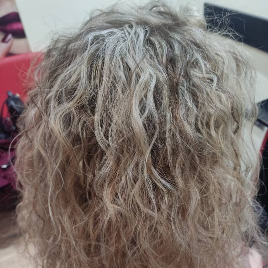 Vanja Hair Still #beograd Pramenovi Pramenovi na foliju - kosa srednje dužine