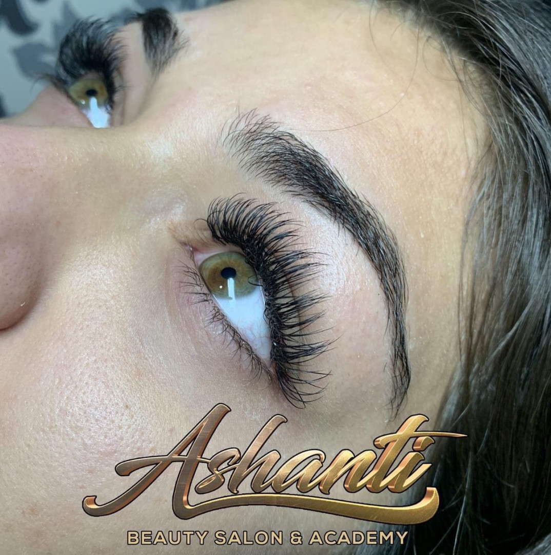 Nadogradnja svilenih trepavica - metoda 1 na 1 - Ashanti Beauty Salon & Academy, Beograd Nadogradnja trepavica Lice Nadogradnja trepavica, Beograd, Voždovac