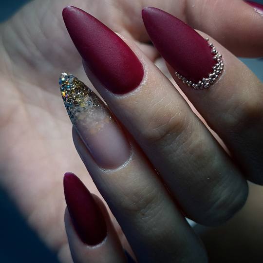 Elite Queens #beograd Izlivanje noktiju Izlivanje noktiju gelom + manikir - L dužina noktiju