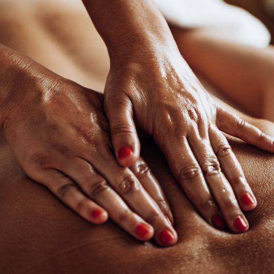 Eja #beograd Opšta masaža Relaks masaža - 60 minuta Relax masažom, pored smanjenja napetosti mi
