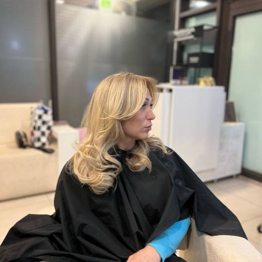 Dream Hair Studio #beograd Feniranje i stilizovanje Feniranje na ravno - duga kosa