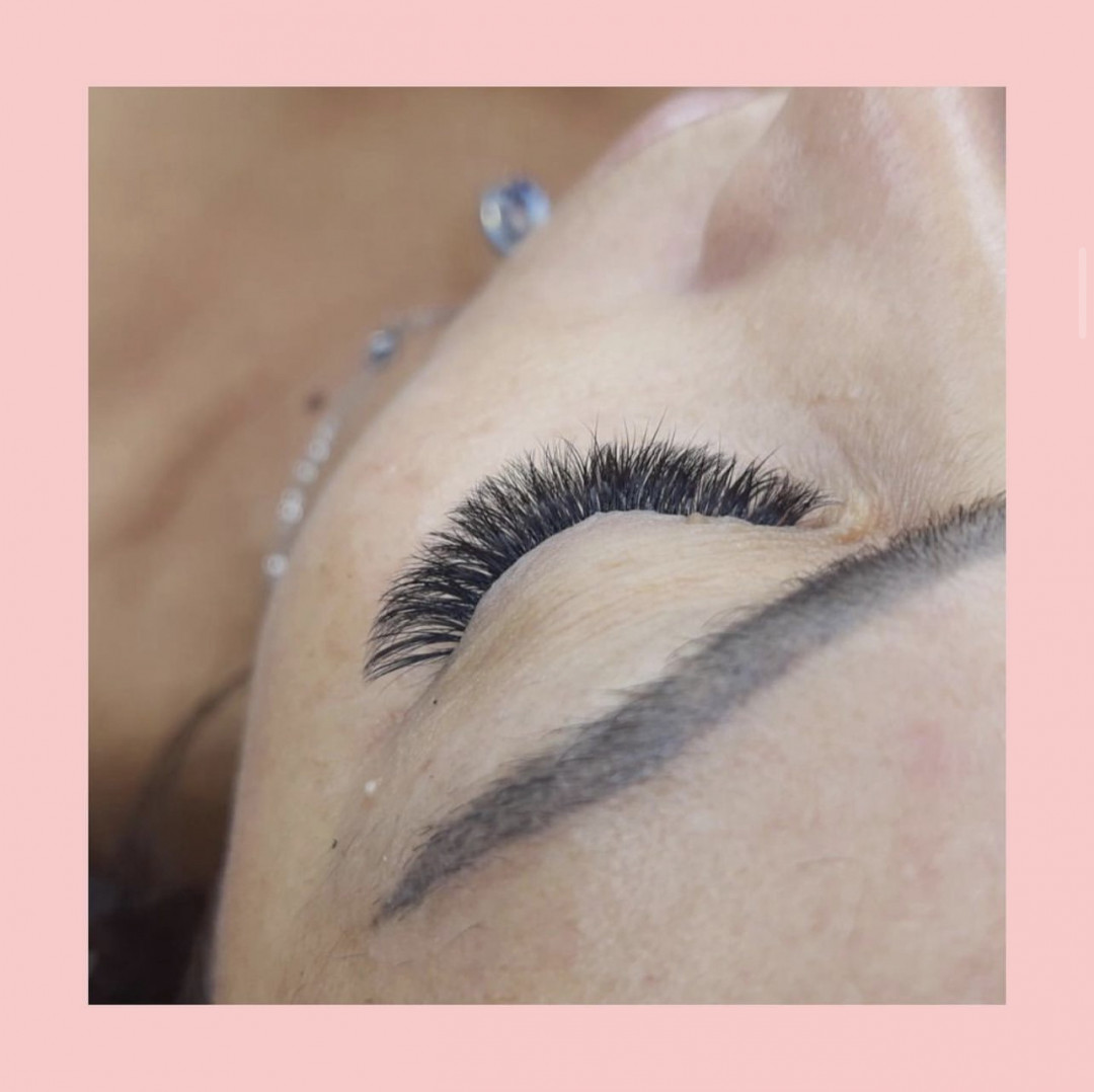 Be you be Beauty #beograd Nadogradnja trepavica Nadogradnja svilenih trepavica - volumen