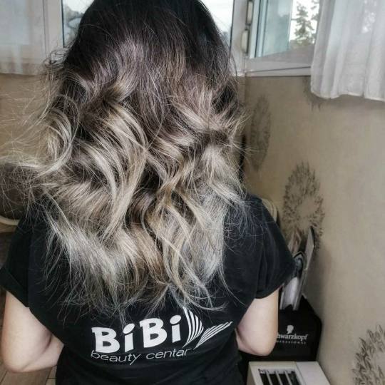 Bibi beauty centar #beograd Pramenovi Pramenovi na foliju u 1 / 2 boje / blanšem + preliv - kosa sr