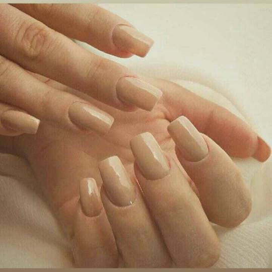 OPI - ALOXXI Zira #beograd Korekcija noktiju #korekcija ☺ Korekcija izlivanja noktiju gelom Da li 