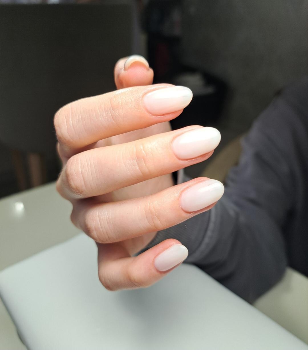 Ojačavanje noktiju ruber bazom - S dužina - M Amalfy Beauty, Beograd Ojačavanje noktiju Nokti Ojačavanje noktiju, Beograd, Vukov spomenik, Đeram