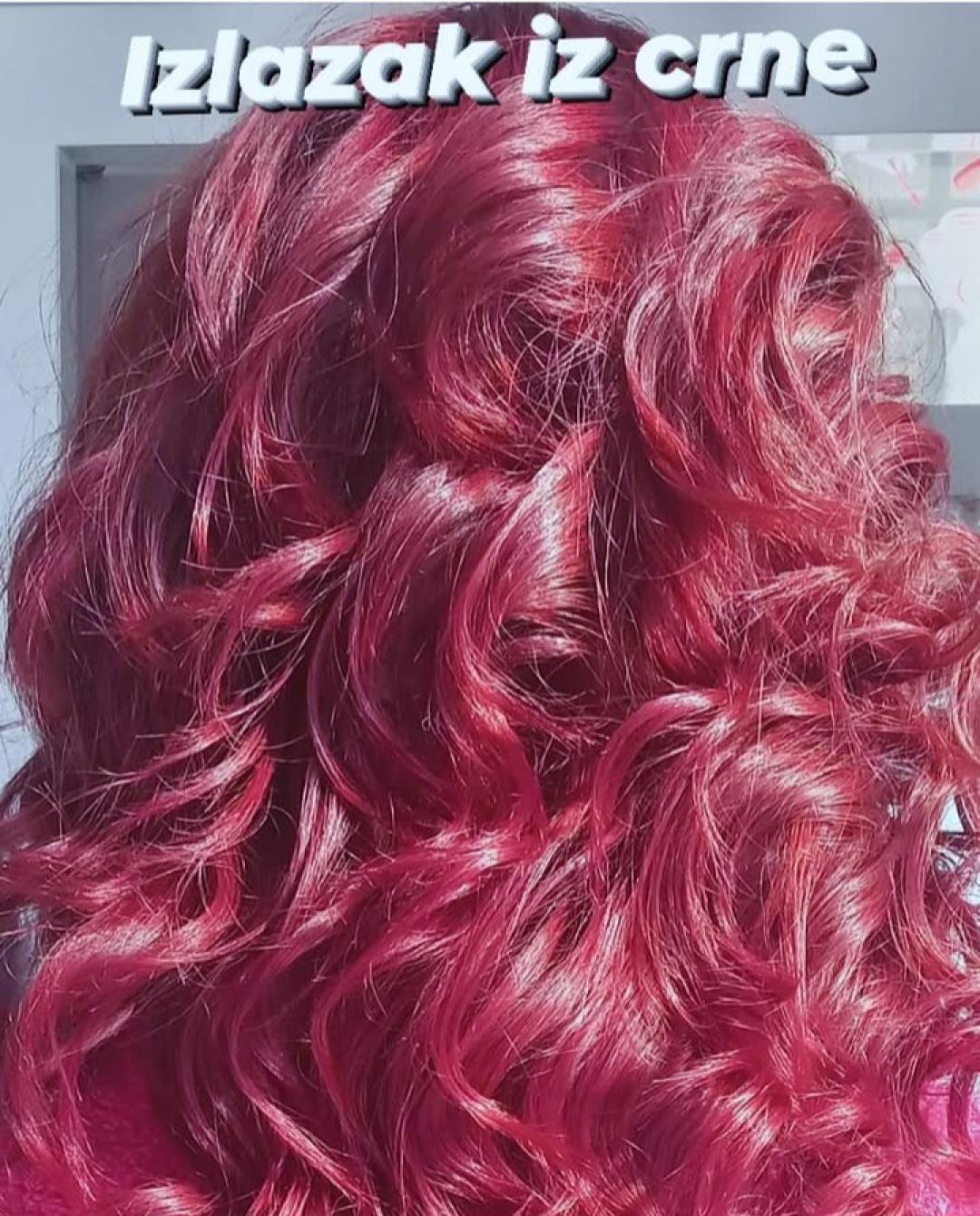 Blajhanje - duga kosa - Astradas 2, Beograd Blajhanje kose Frizerski saloni Blajhanje kose, Beograd, Novi Beograd blokovi, Belville, Savski kej