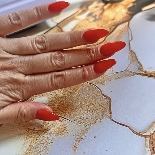 Nikita studio #beograd Izlivanje noktiju Izlivanje noktiju gelom - L dužina