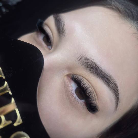 Industrija lepote 22 #beograd Nadogradnja trepavica Nadogradnja trepavica - kašmir trepavice 10D Ka