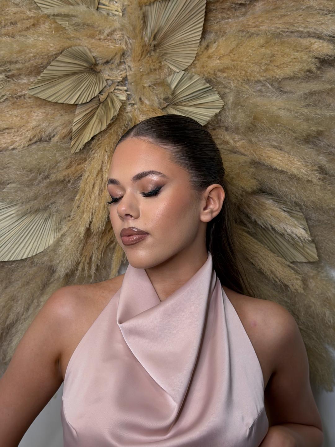 Profesionalno šminkanje - Lumière studio, Beograd Make-up / šminkanje Lice Make-up / šminkanje, Beograd, Voždovac
