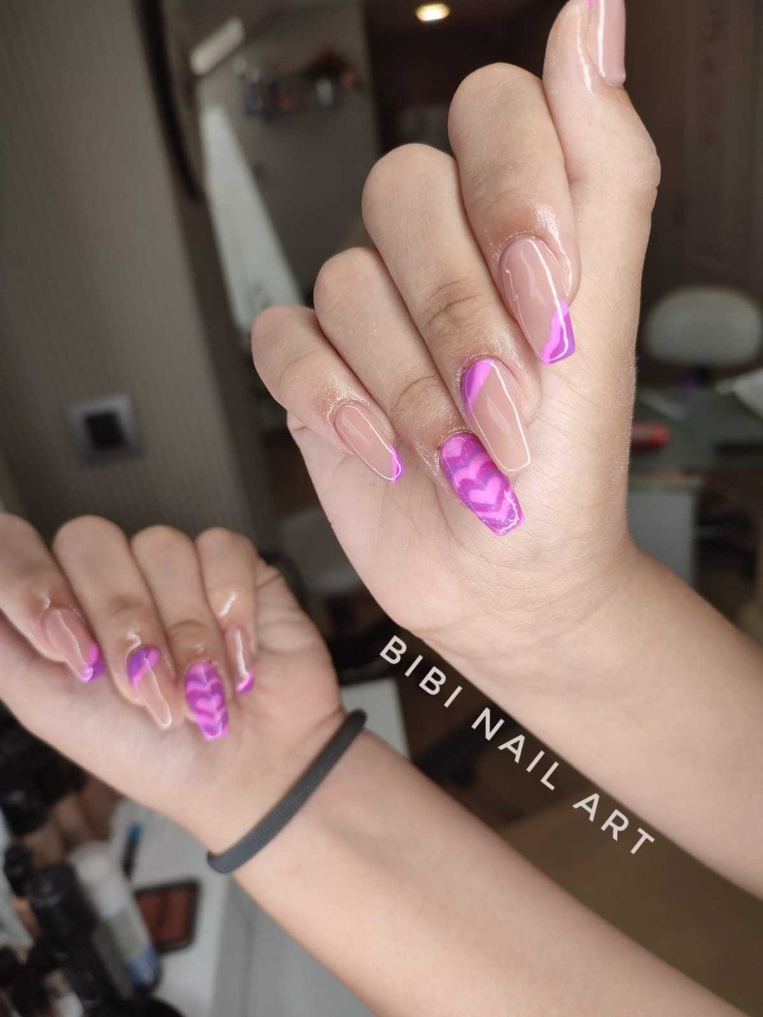 Bibi beauty centar #beograd Izlivanje noktiju Izlivanje noktiju gelom - dugi nokti