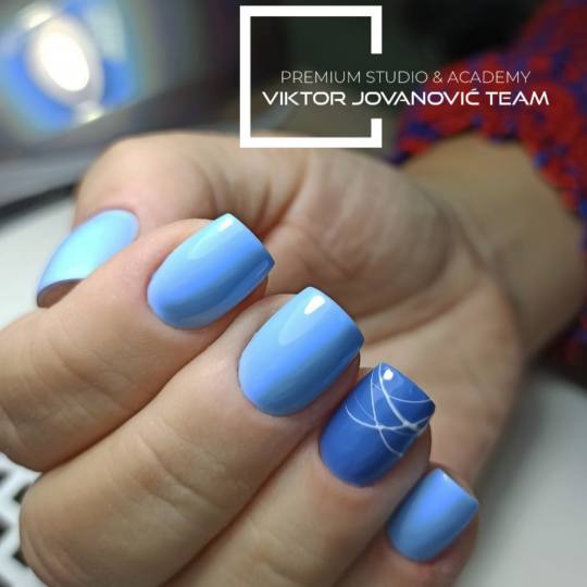 BEAUTY CENTER Viktor Jovanović #subotica Izlivanje noktiju Korekcija noktiju - S velicina