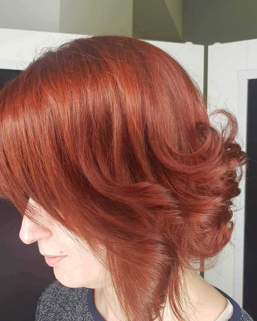 Preliv - kosa srednje dužine - Cut 'n' Go, Novi Sad Farbanje kose Frizerski saloni Farbanje kose, Novi Sad, Rotkvarija, Podbara, Salajka