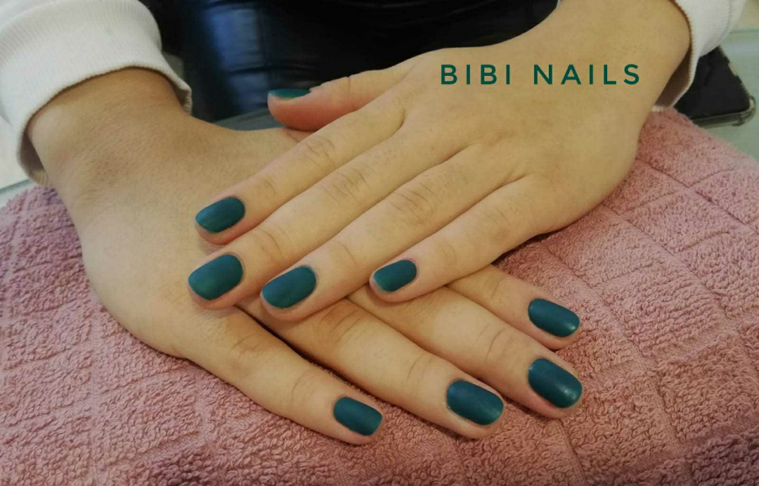 Korekcija gela - Bibi beauty centar, Beograd Korekcija noktiju Nokti Korekcija noktiju, Beograd, Banovo brdo