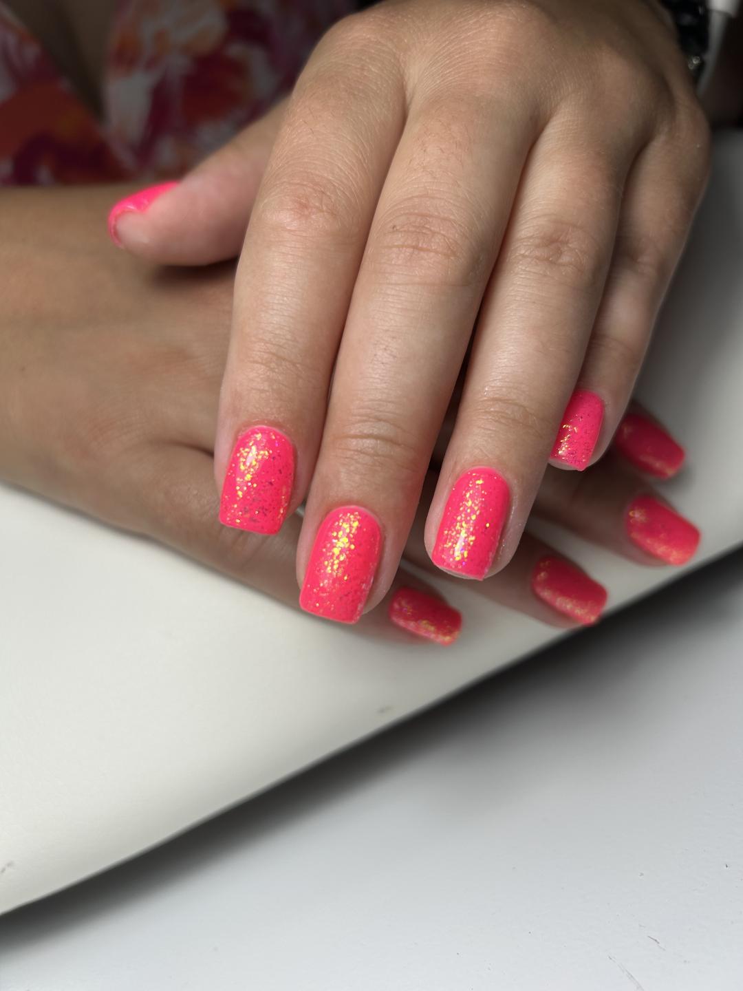 Gel lak - ruke - Mala Plava B, Novi Sad Gel lak Nokti Gel lak, Novi Sad, Rotkvarija, Podbara, Salajka