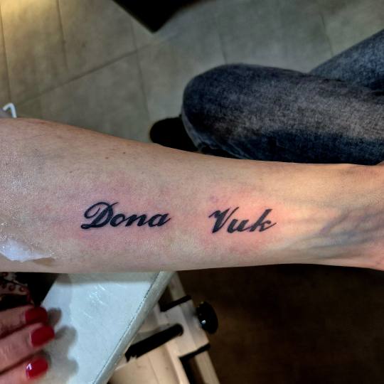 Krispy tattoo & nails #beograd Ostalo Tetovaža - tekst 10 cm Tetovaža imena
