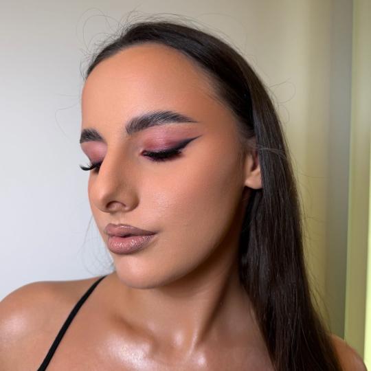 Vanilla Beauty Concept #beograd Make-up / šminkanje Profesionalno šminkanje - klasično šminkanje