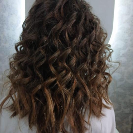 Beauty boom #beograd Uvijanje, lokne i talasi Lokne na figaro - kosa srednje dužine