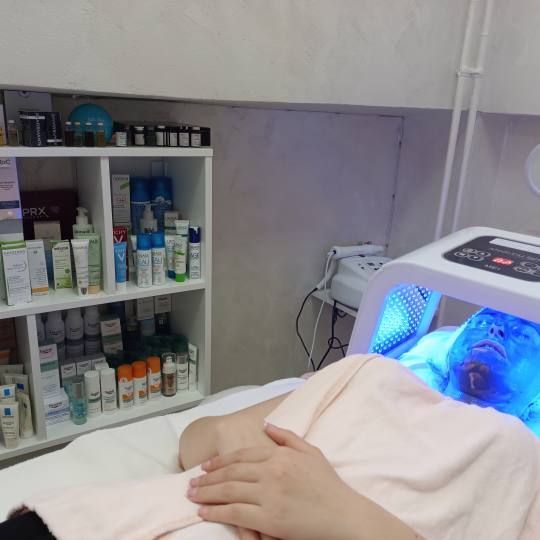 Nika Estetic #beograd Tretman lica Ultrazvučna špatula+mezoterapija+radiotalasni lifting+maska+ome