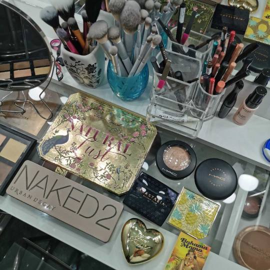 Grossi cosmetic #beograd Tretman lica Profesionalno sminkanje Profesionalno šminkanje