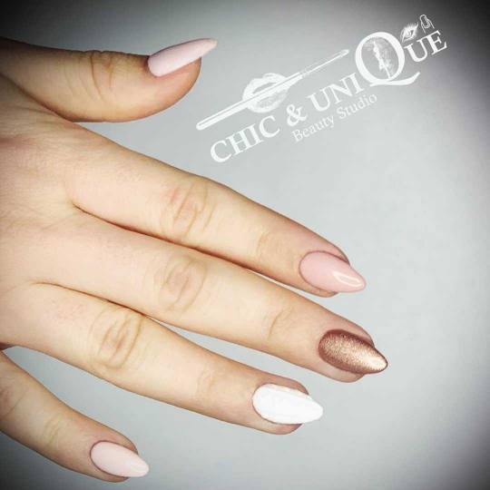Chic & Unique #beograd Nadogradnja noktiju
