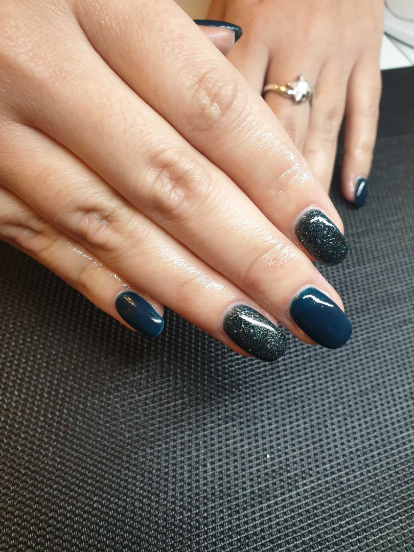 Right Beauty #beograd Ojačavanje noktiju Ojačavanje noktiju gelom dužina 1