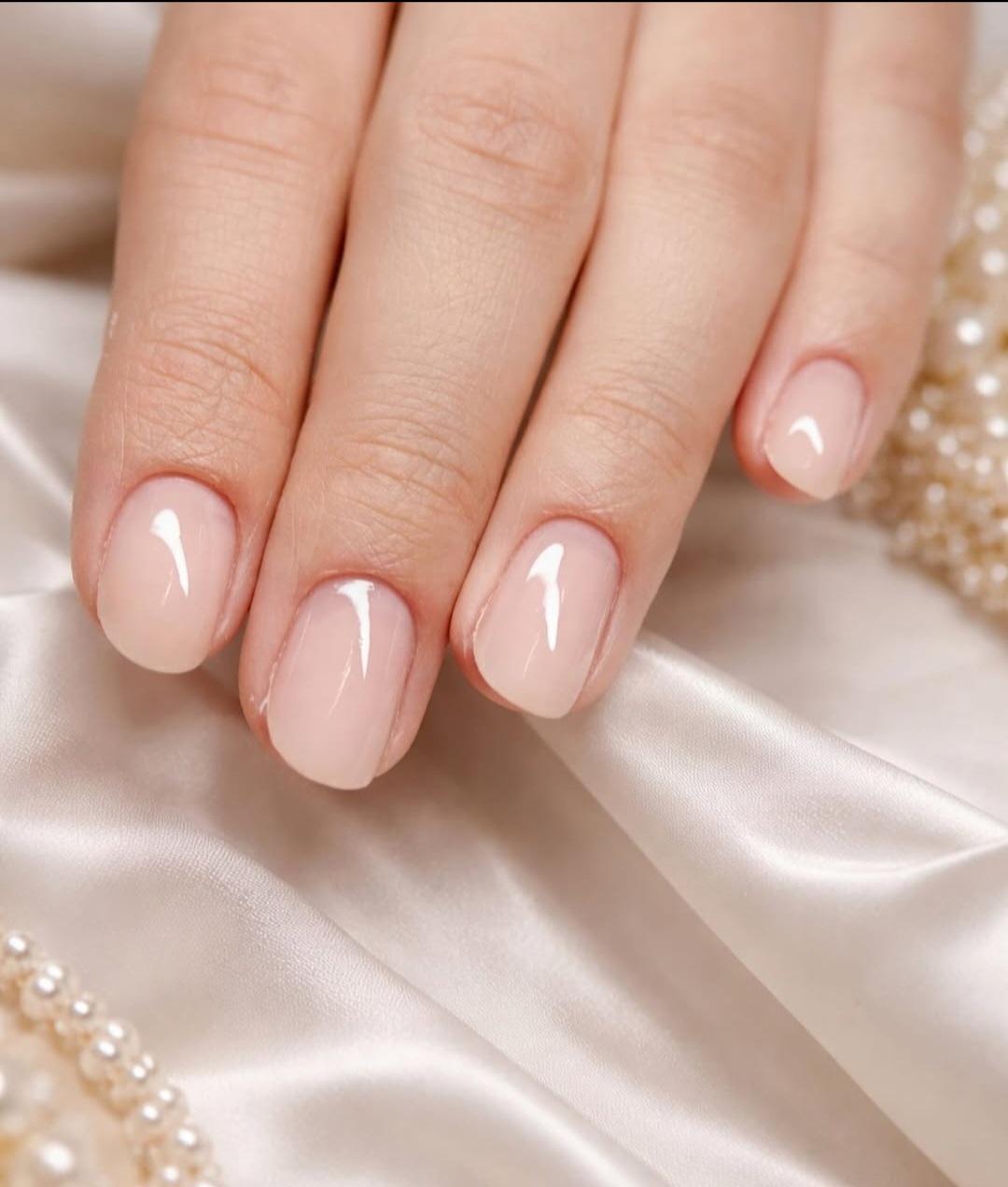 Ojačavanje prirodnih noktiju Rubber baza - S dužina - Choco Love, Beograd Ojačavanje noktiju Nokti Ojačavanje noktiju, Beograd, Vračar, Čubura, Crveni krst