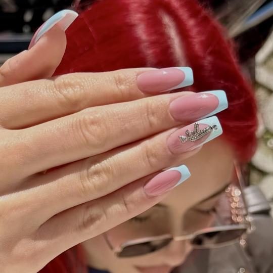 Safir Beauty Lounge #beograd Nadogradnja noktiju Nadogradnja noktiju tipsama - L dužina