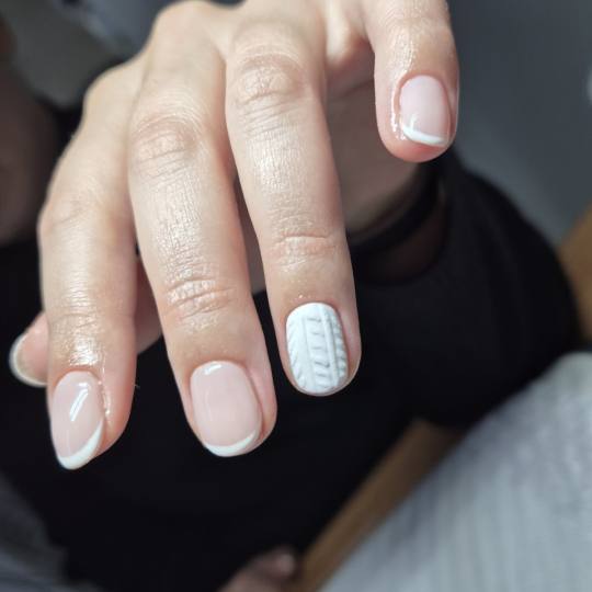 Fusion centar #krusevac Gel lak Manikir + gel lak - ruke