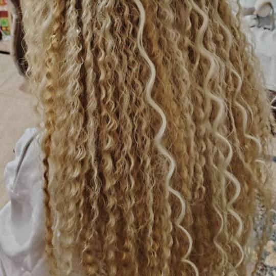 Petković Elite #beograd Pletenice, kike, punđe Afro boho lokne