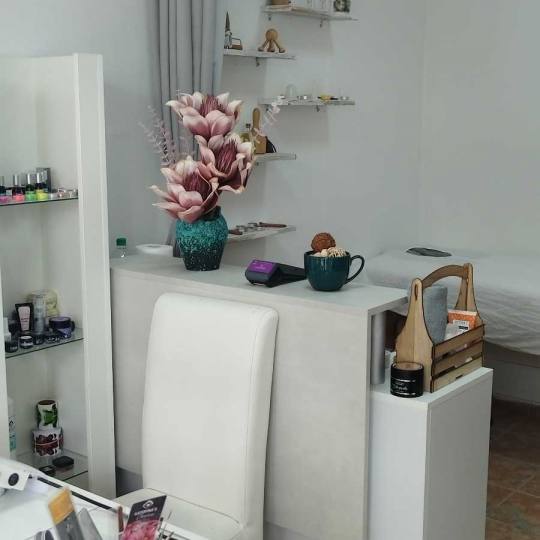 Ilona Gray #beograd salon. moj mali kutak gde se trudim da vasi nokti bas onakvi kave ste zeleli i z